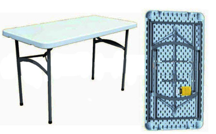 стол пластиковый прямоугольный 1,20х60 см