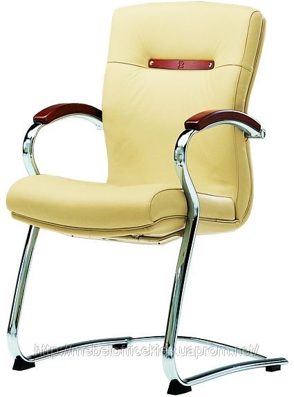 кожаное кресло для руководителя